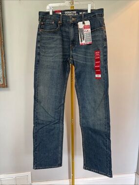 Signature by Levi Strauss Men’s Blue Straight Flex denim Jeans 32 X 34 NWT